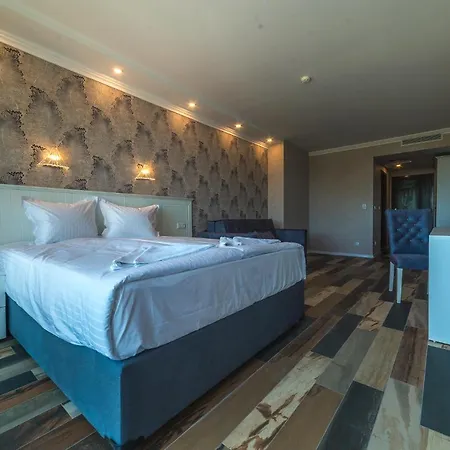 Hotel Baikal 4*