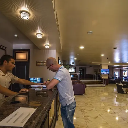 Otel Baikal Sunny Beach